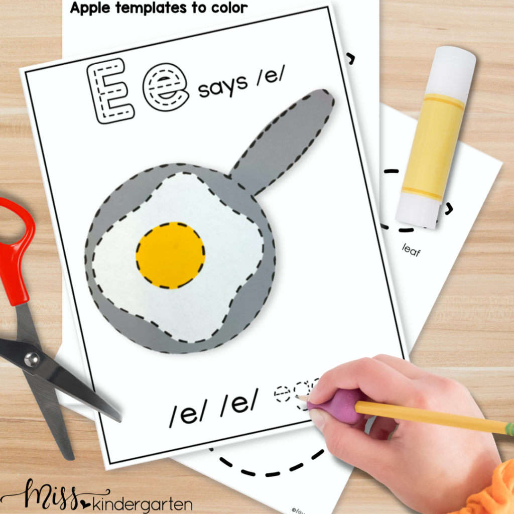 These alphabet crafts for each letter are a fun and engaging activity for your letters of the alphabet lesson plans.