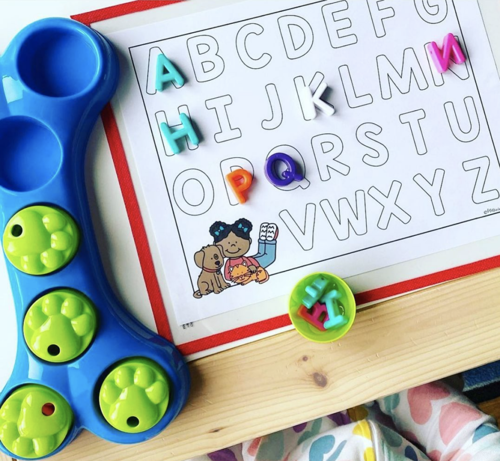 Adding letters to a free alphabet letter mat