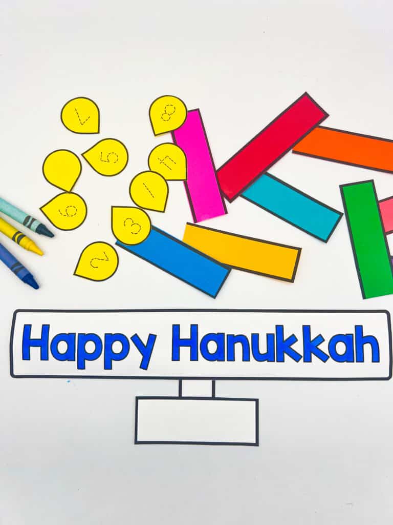 The components for the Hanukkah craft